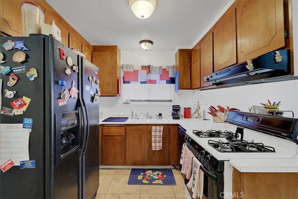 7048 Kilkenny Dr Property Photo 10