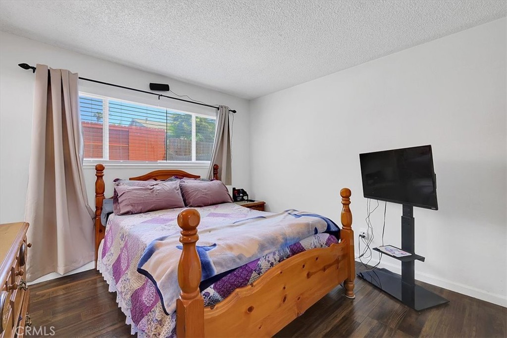 7048 Kilkenny Dr Property Photo 14