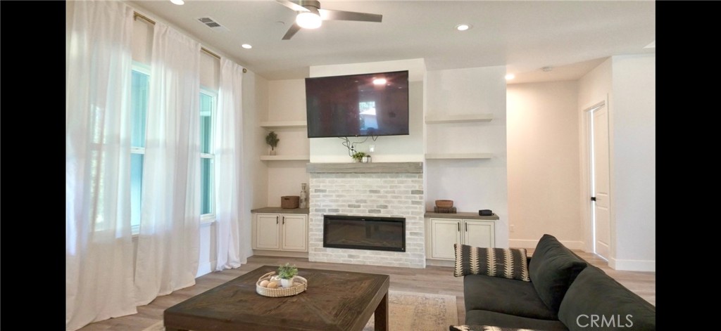 6639 Creekside Property Photo 13