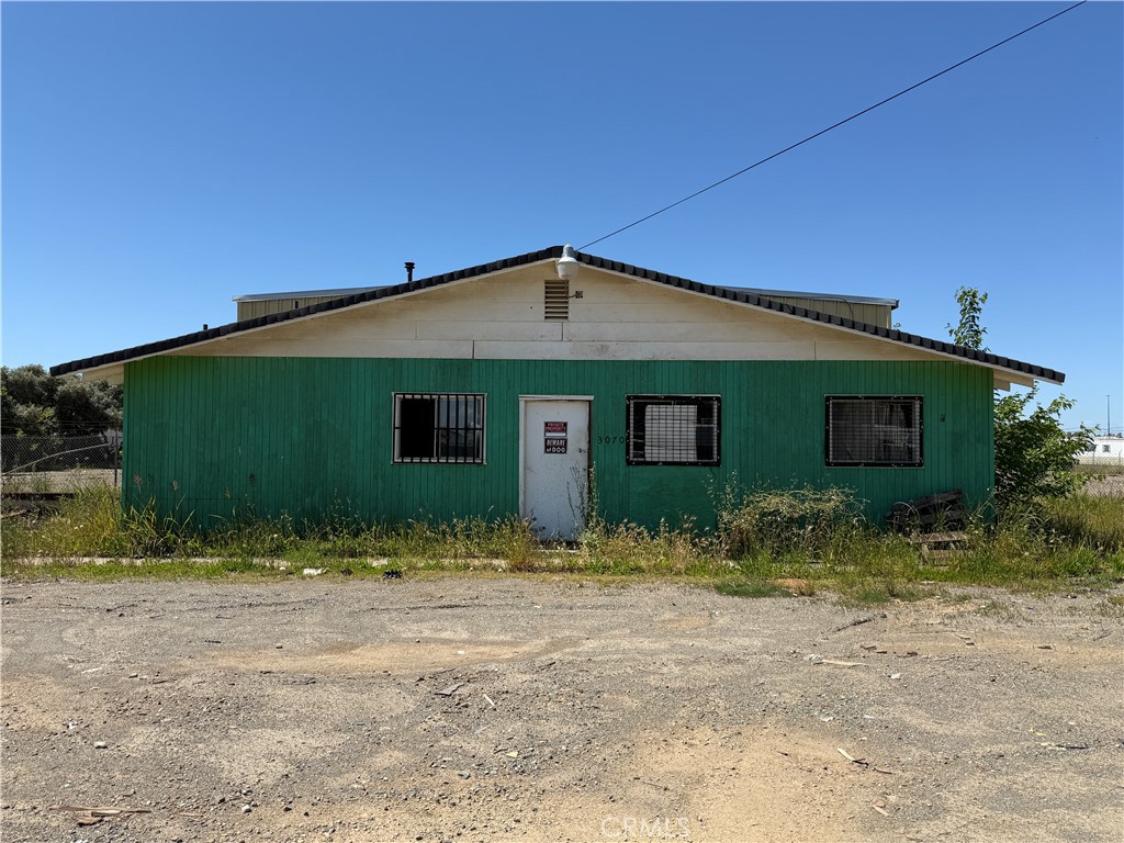 3070 Toomes Property Photo 1