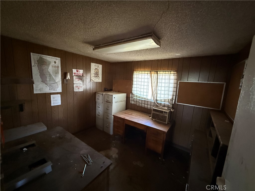 3070 Toomes Property Photo 26