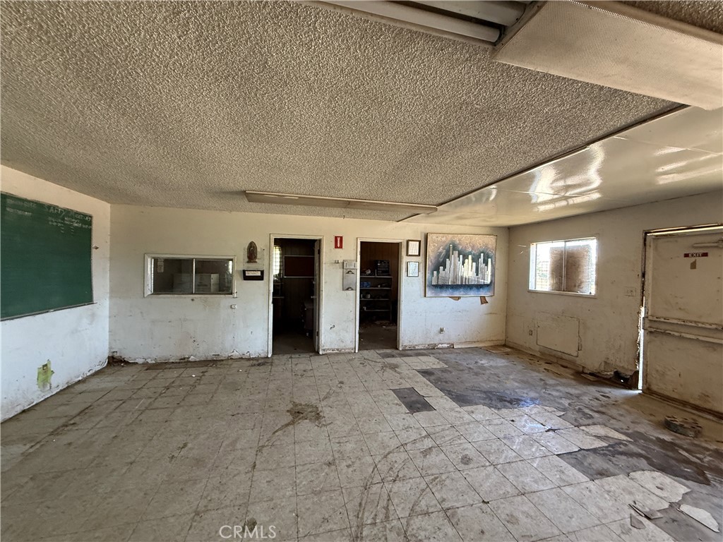 3070 Toomes Property Photo 29
