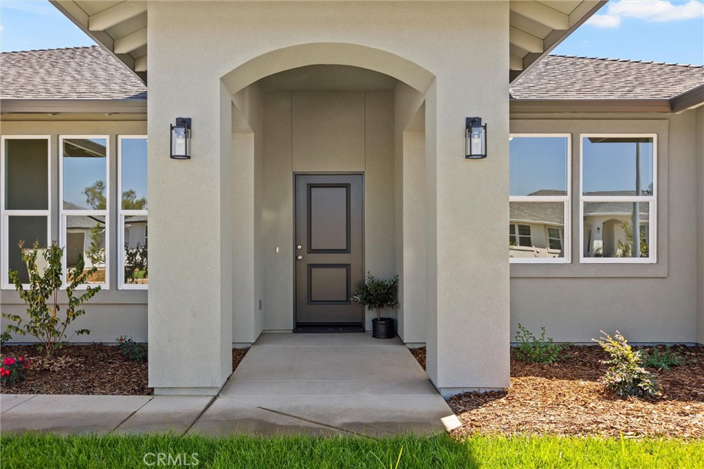 331 Ellingson Way Property Photo 3