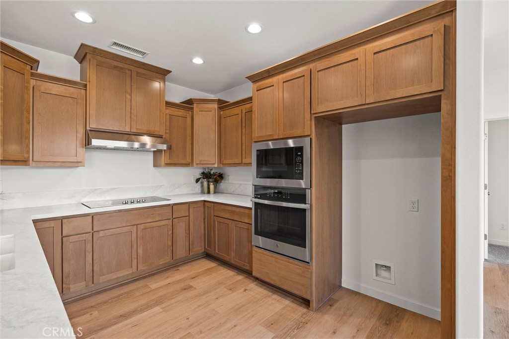 331 Ellingson Way Property Photo 13