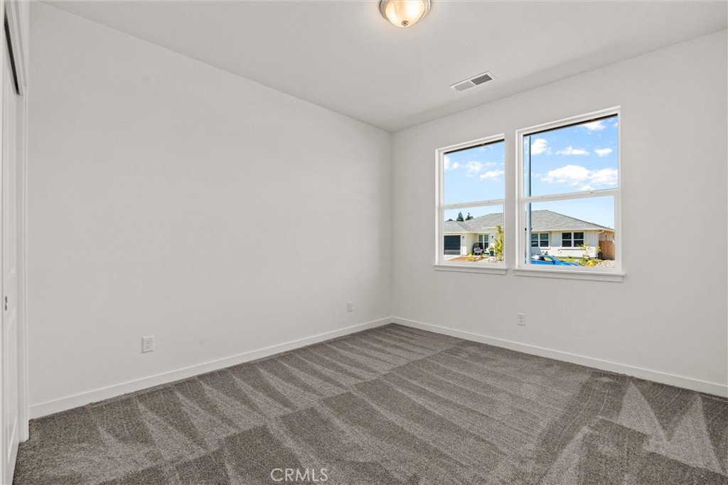 331 Ellingson Way Property Photo 28
