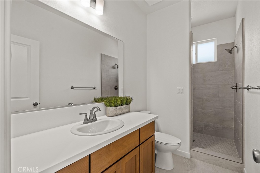 331 Ellingson Way Property Photo 30