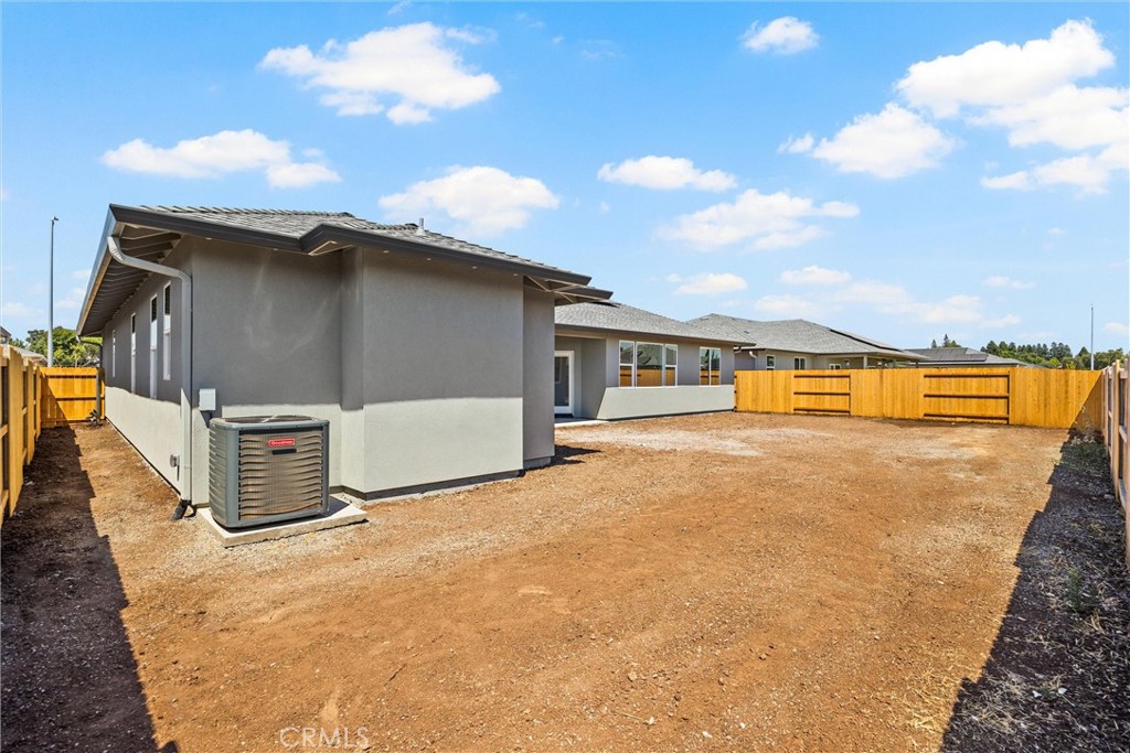 331 Ellingson Way Property Photo 35
