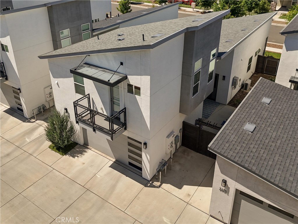 2217 Tapia Way Property Photo 3