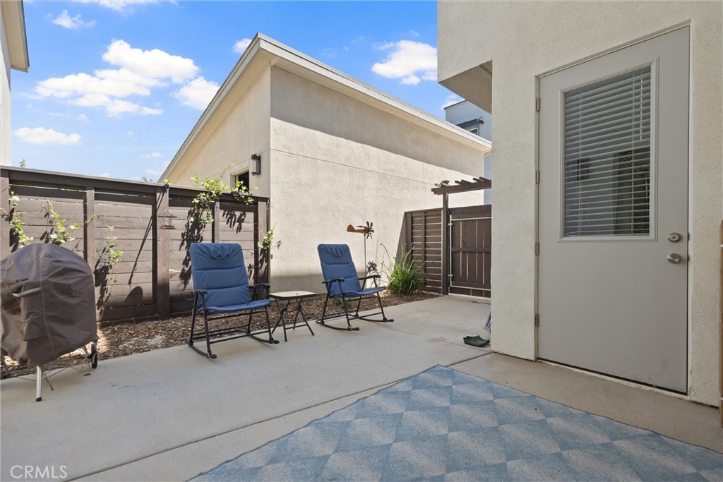 2217 Tapia Way Property Photo 6
