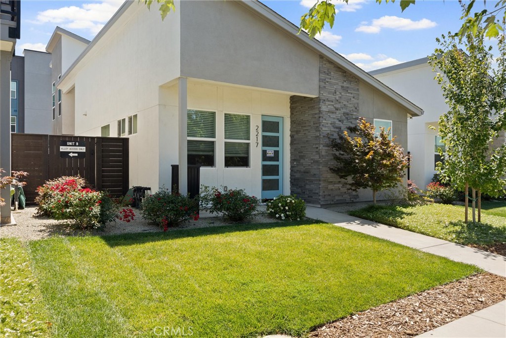 2217 Tapia Way Property Photo 16