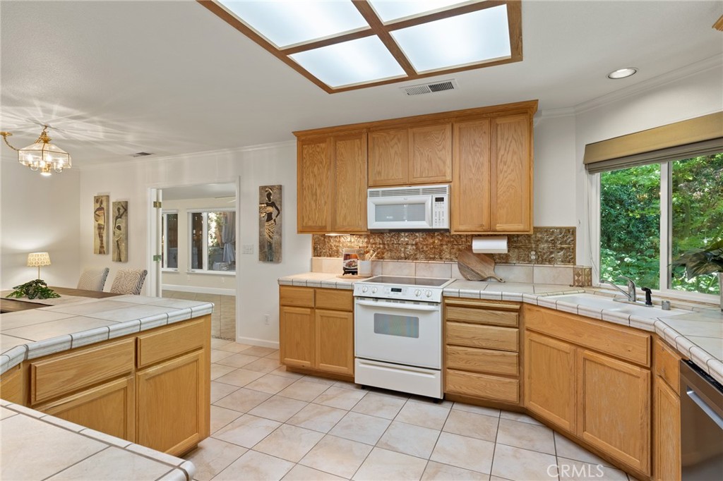 321 Mesa Verde Court Property Photo 11