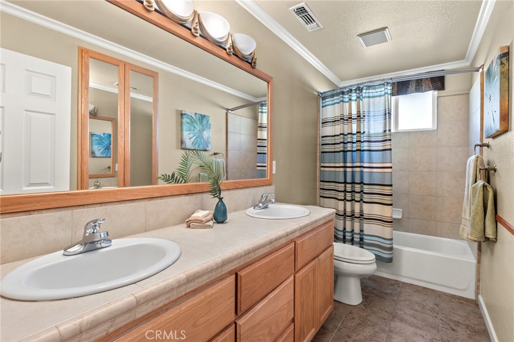 321 Mesa Verde Court Property Photo 17