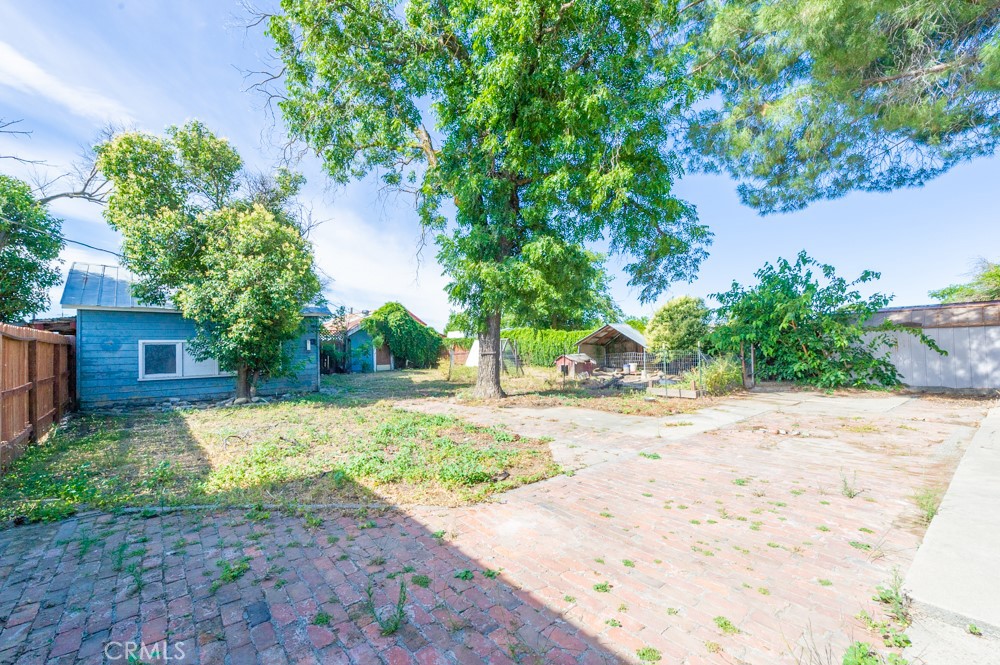 1068 E Walker Property Photo 22