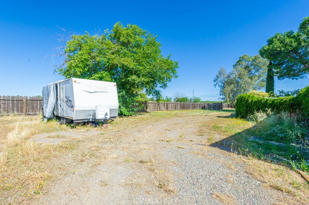 1068 E Walker Property Photo 32