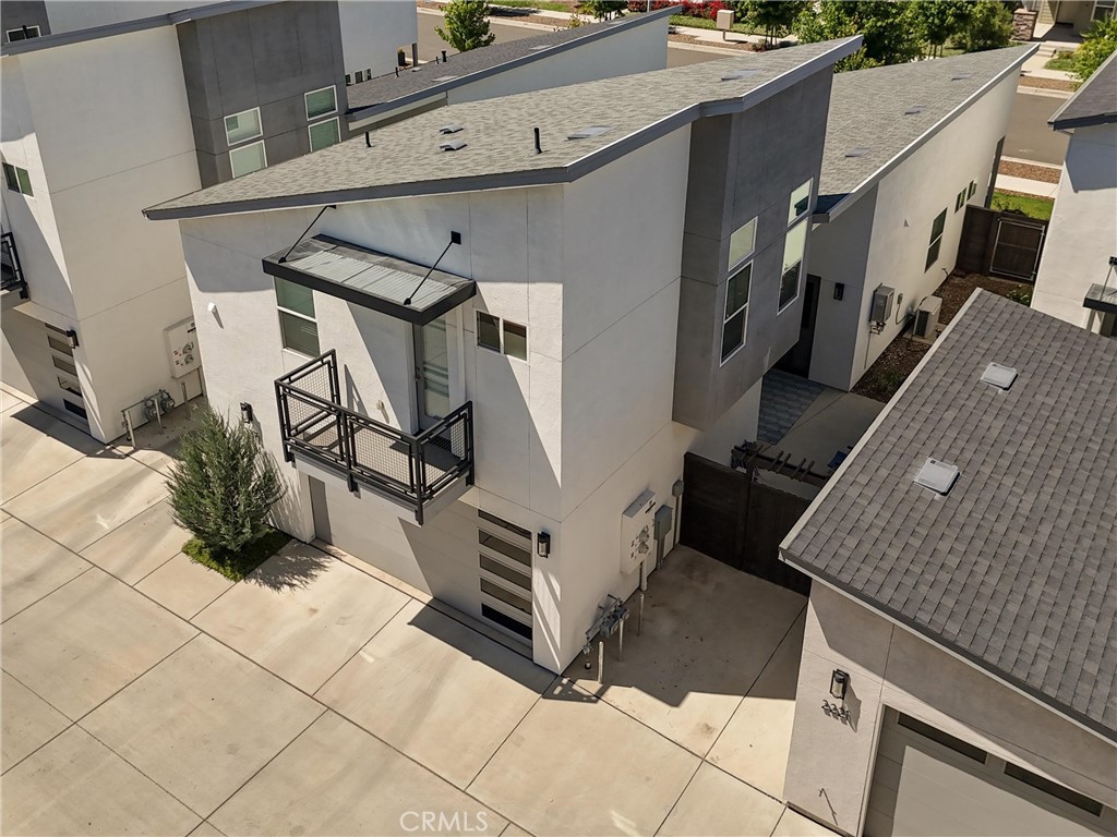 2217 Tapia Way Property Photo 4