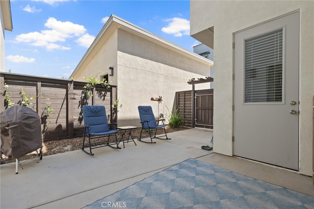 2217 Tapia Way Property Photo 6