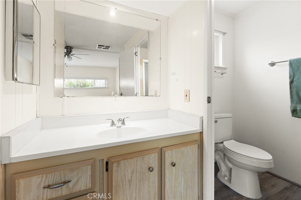 982 E Lassen Avenue 20 Property Photo 7