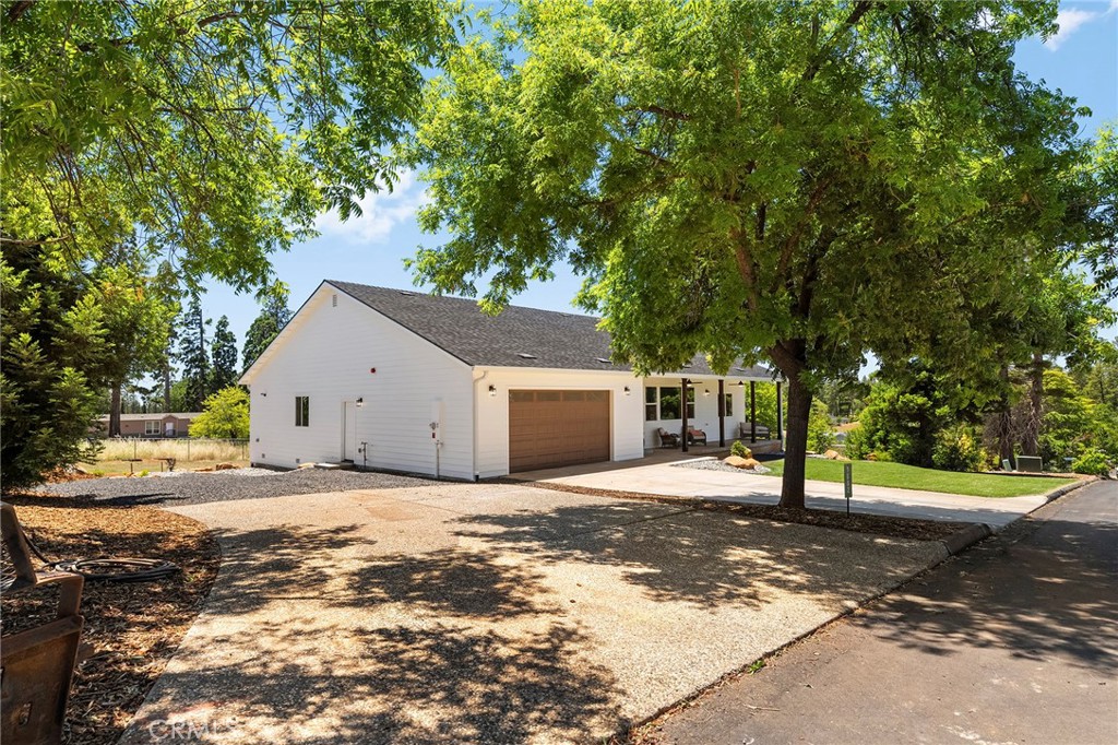 1682 Sweetbriar Lane Property Photo 9
