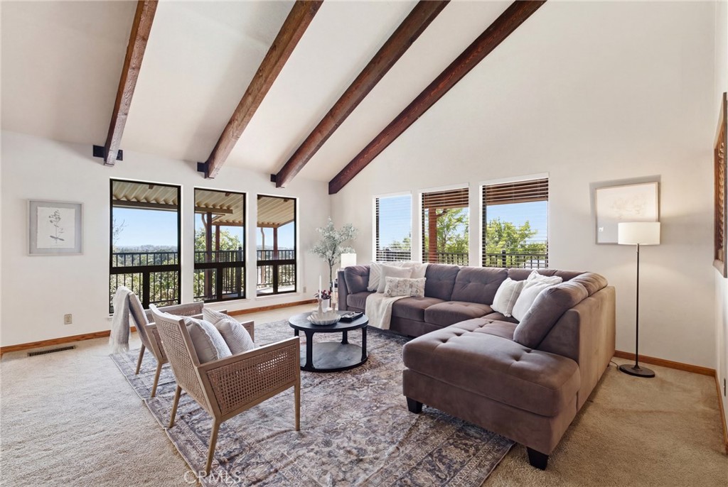 10 Serra Monte Drive Property Photo 7