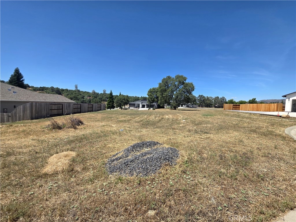 3 Stepping Stone Ct Property Photo 4