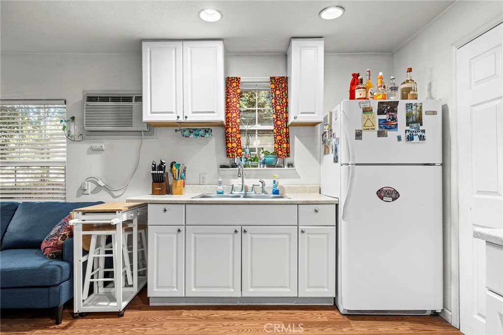 1130 Hazel Street Property Photo 8