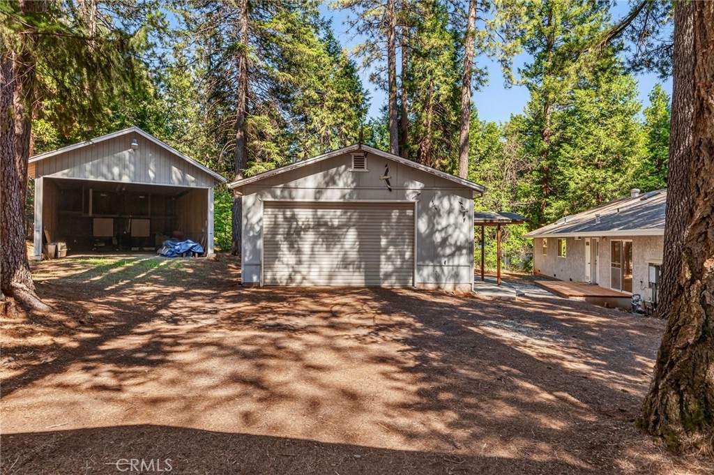 6463 Hollywood Property Photo 3