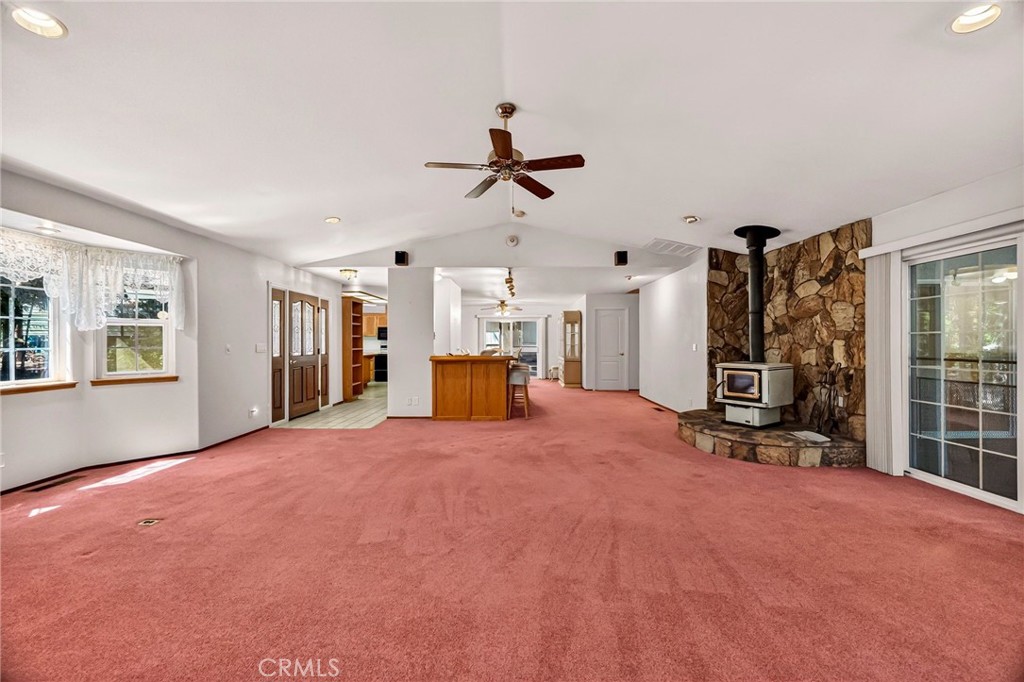 6463 Hollywood Property Photo 8