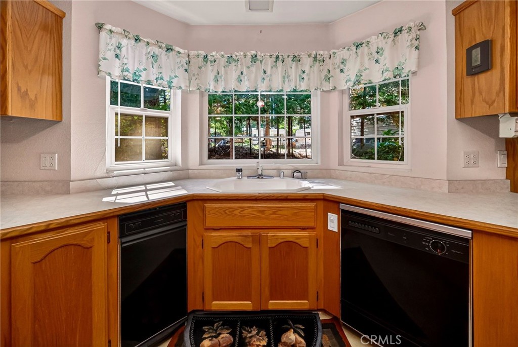 6463 Hollywood Property Photo 17