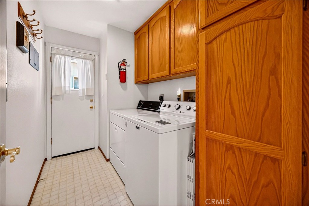 6463 Hollywood Property Photo 35
