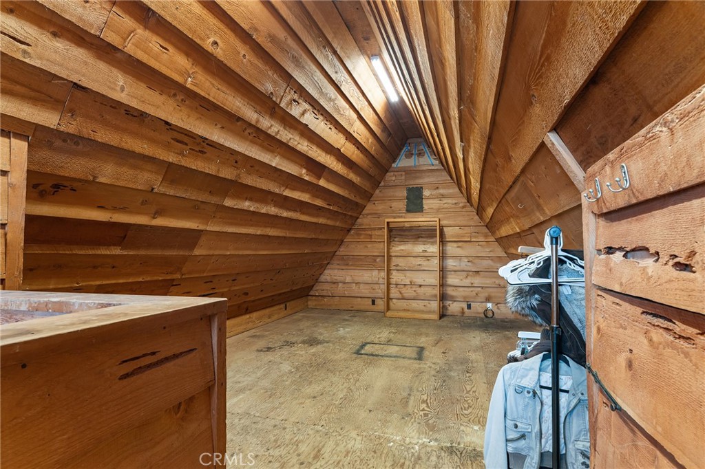 1126 Montgomery Property Photo 39