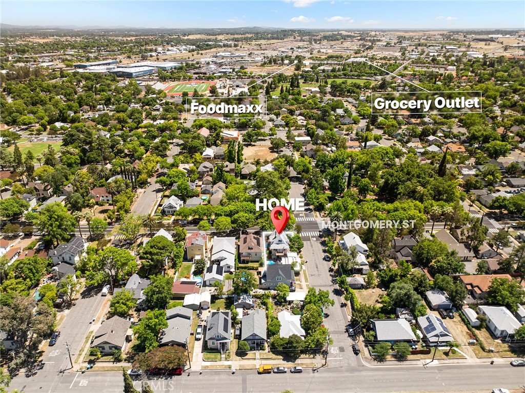 1126 Montgomery Property Photo 44