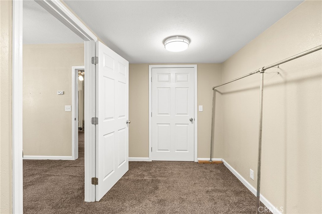5492 Edgewood Lane Property Photo 32