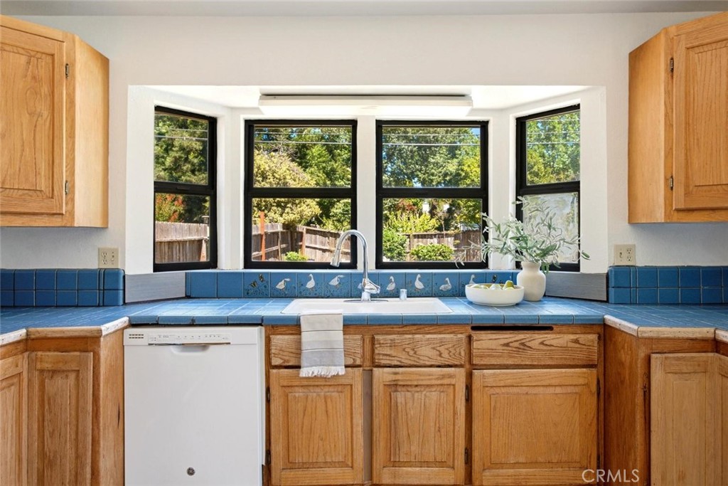 2249 Holly Avenue Property Photo 13