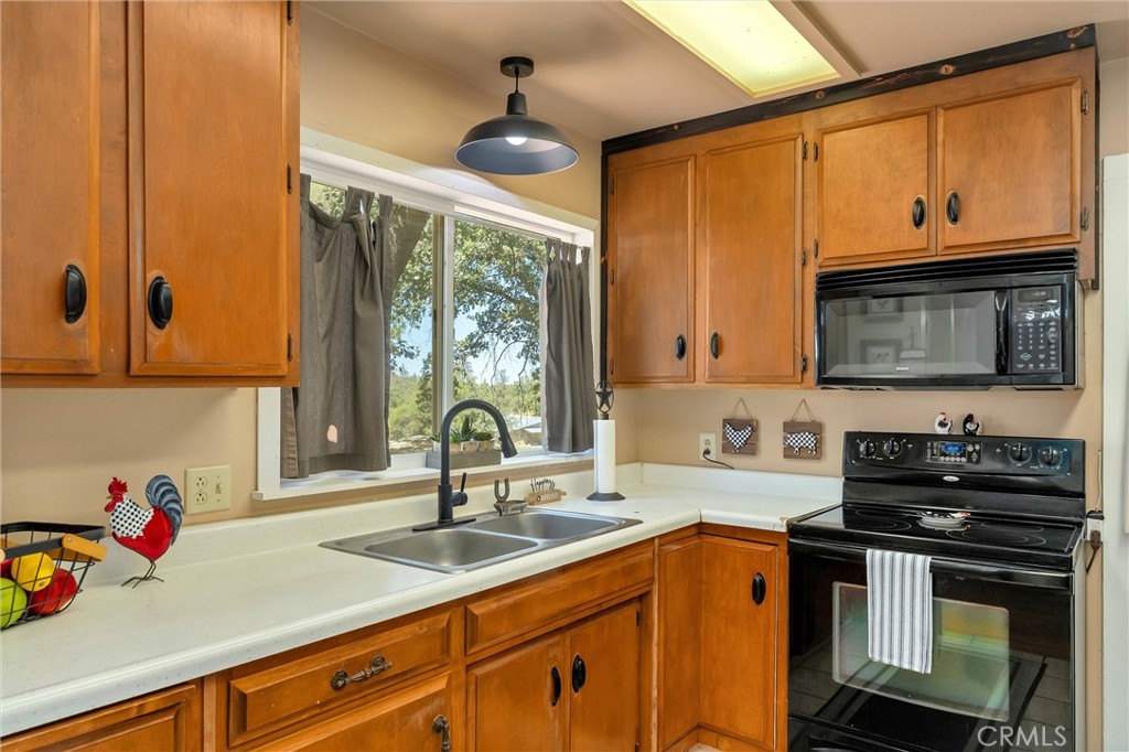 3463 Cherokee Road Property Photo 8