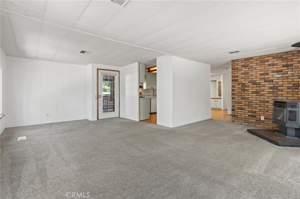 14617 Bridgeport Circle Property Photo 4
