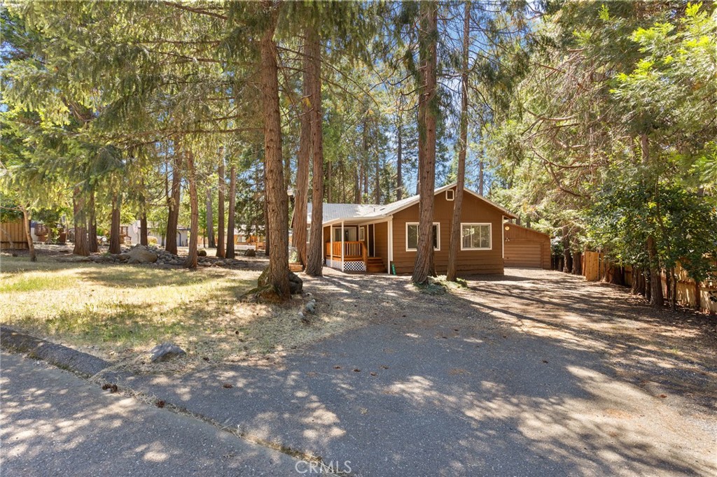 14617 Bridgeport Circle Property Photo 18