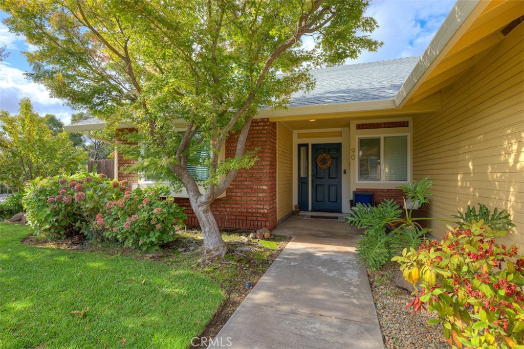 90 Elderberry Court Property Photo 3