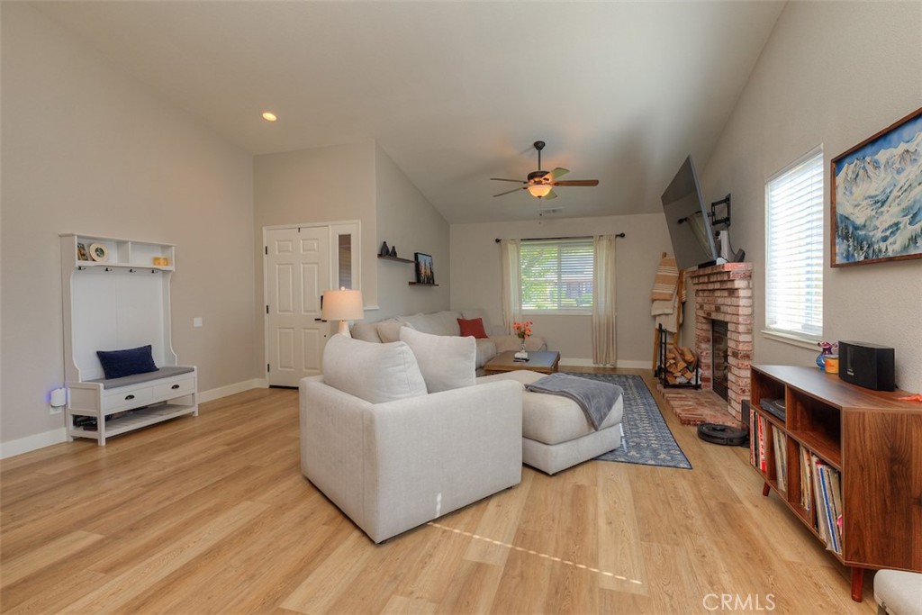 90 Elderberry Court Property Photo 6