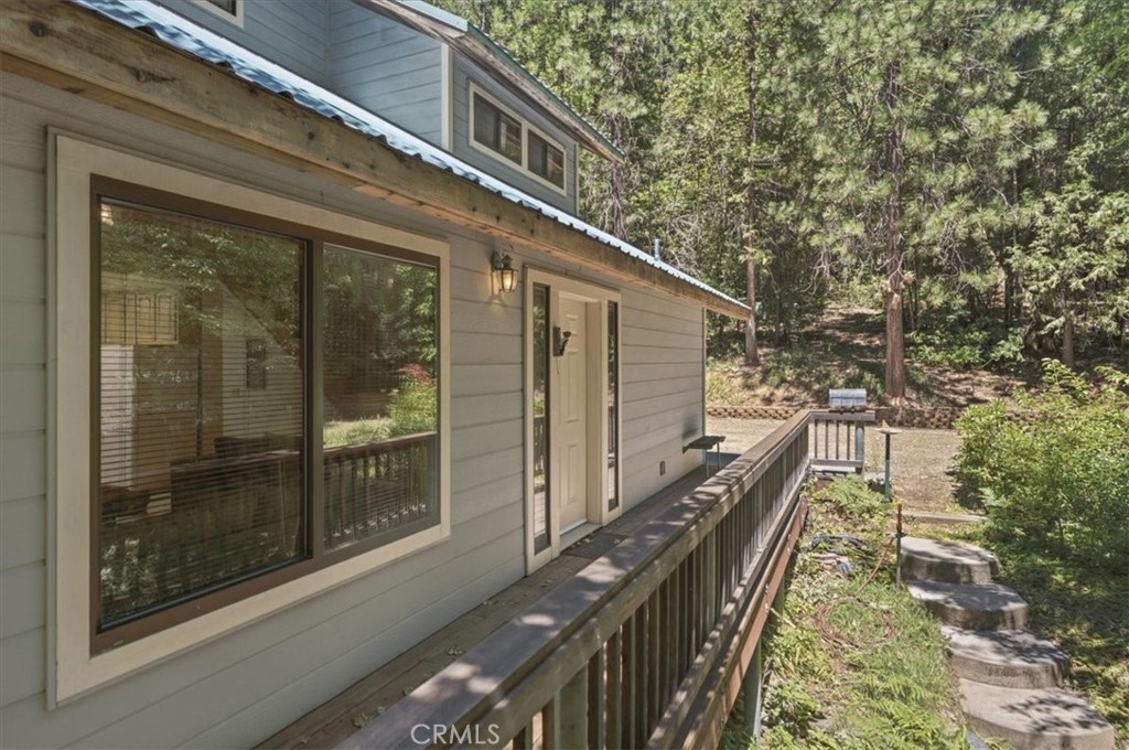 20929 Fall Creek Rd Property Photo 6