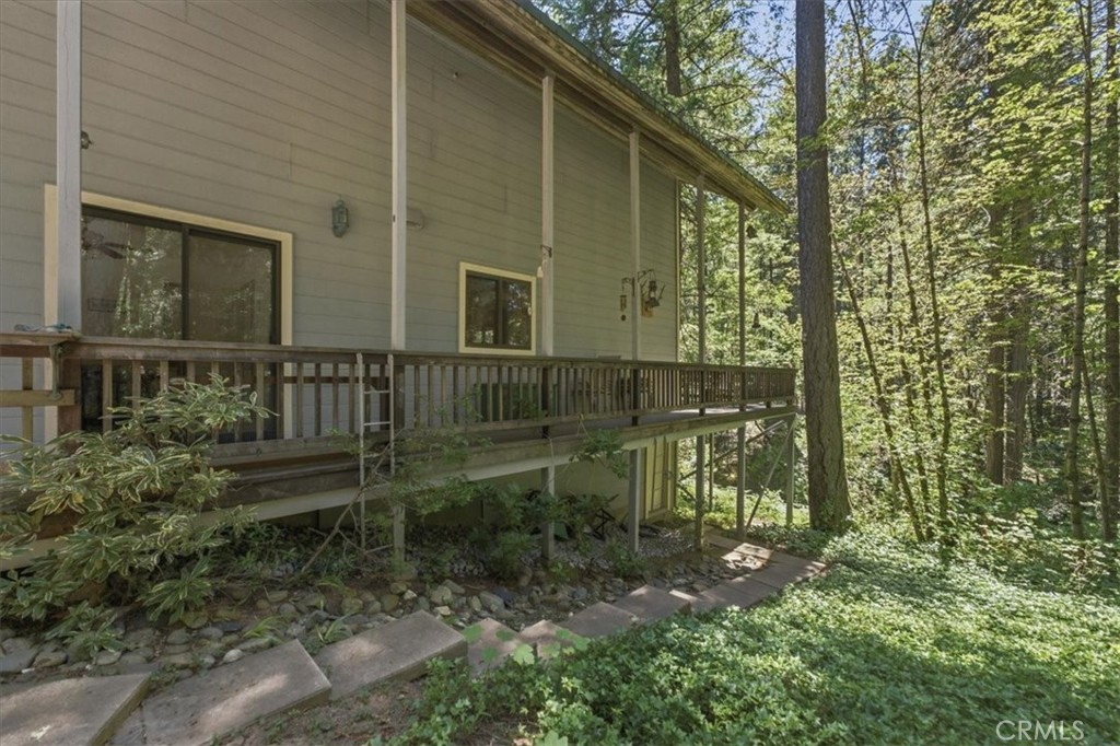 20929 Fall Creek Rd Property Photo 7
