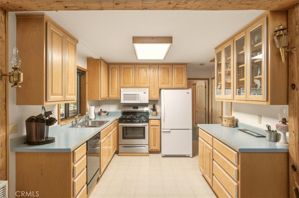20929 Fall Creek Rd Property Photo 15