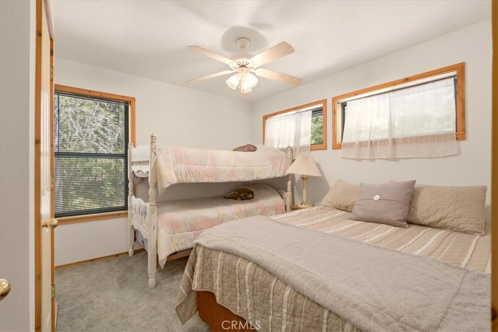 20929 Fall Creek Rd Property Photo 20