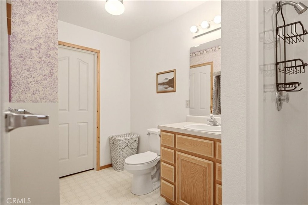 20929 Fall Creek Rd Property Photo 21