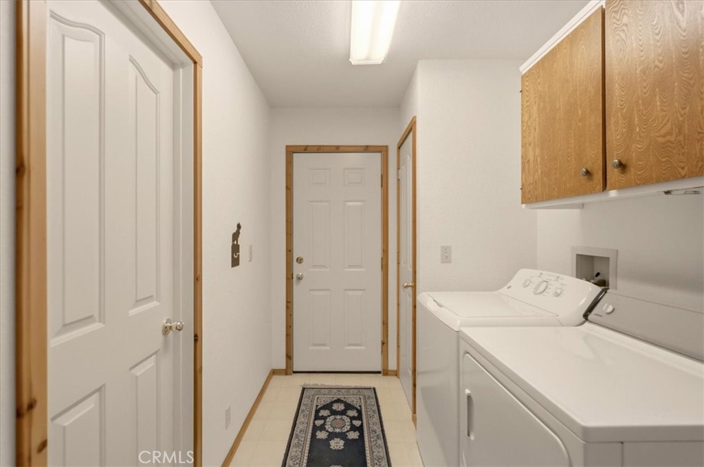 20929 Fall Creek Rd Property Photo 22