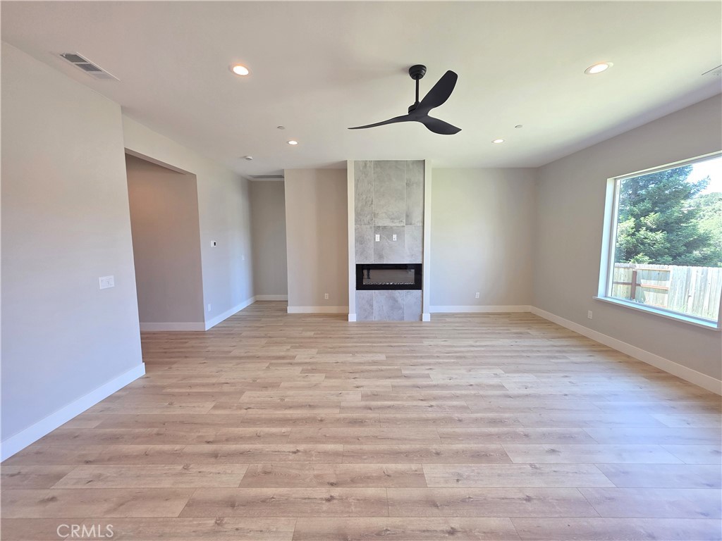1 Stepping Stone Ct Property Photo 3
