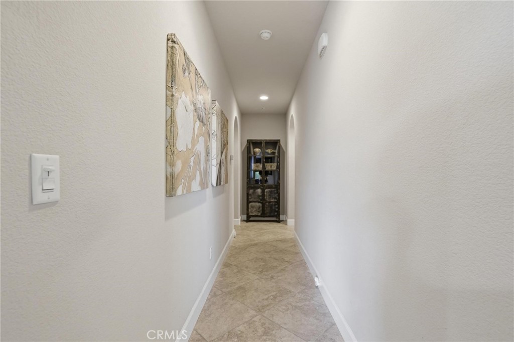 5526 Turnberry Property Photo 21