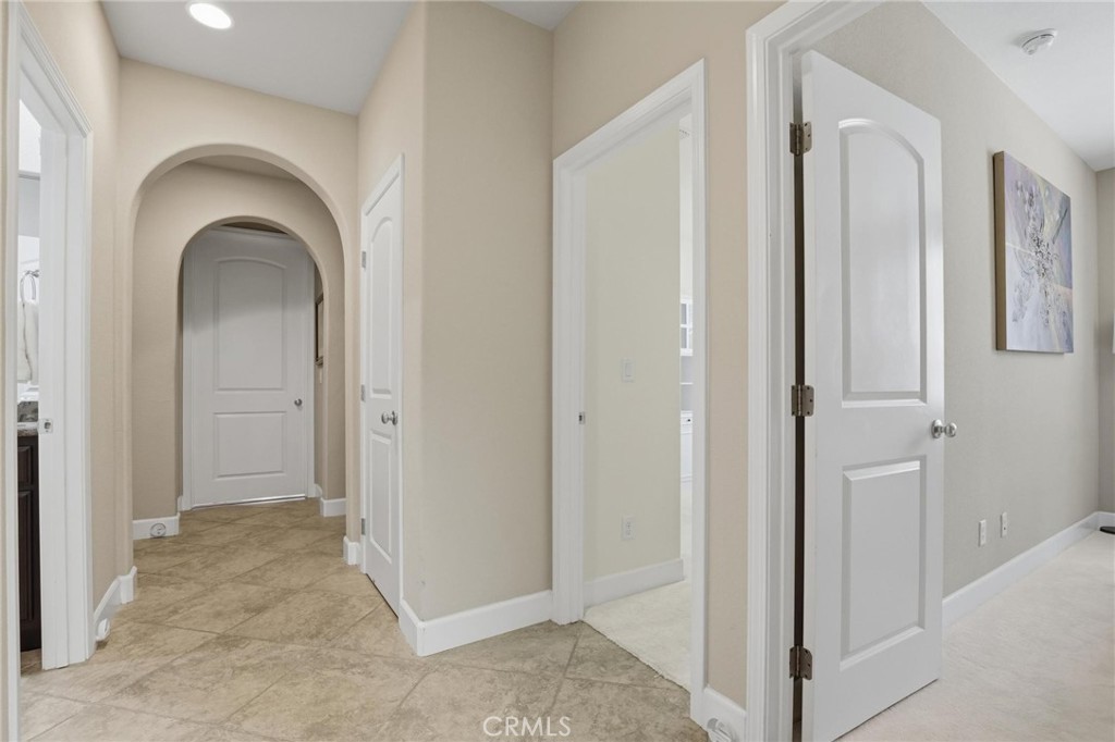 5526 Turnberry Property Photo 29