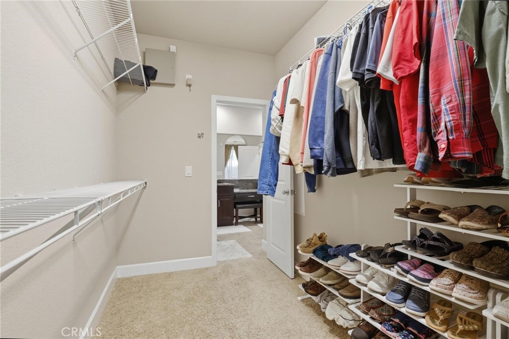 5526 Turnberry Property Photo 34