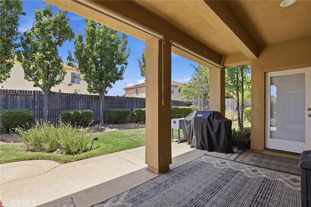 5526 Turnberry Property Photo 42
