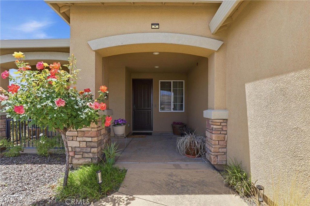 5526 Turnberry Property Photo 47